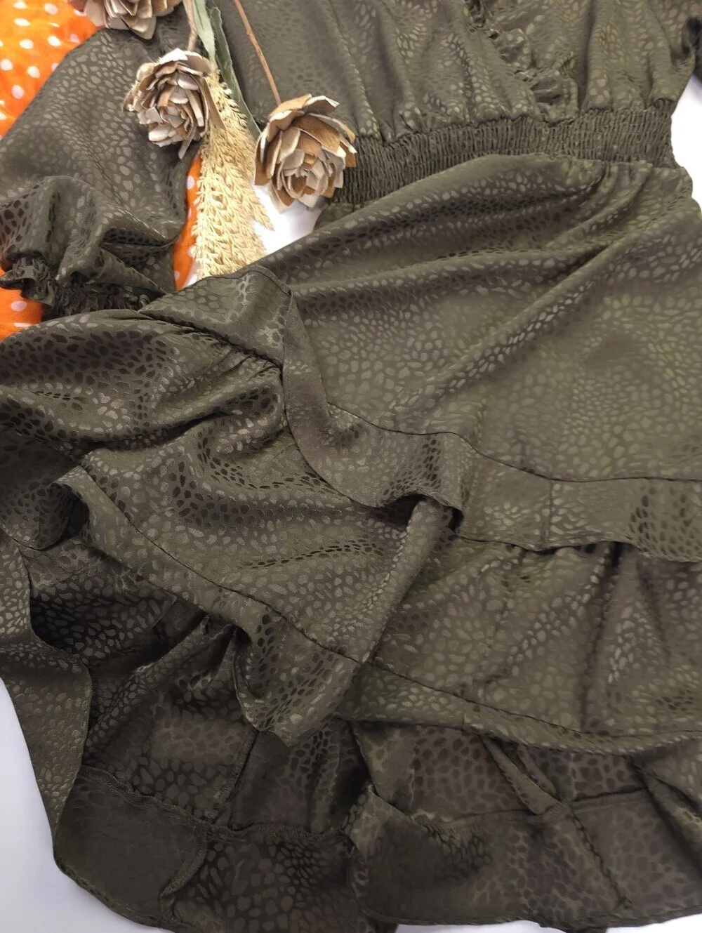 Emma & Michelle Olive Green Ruffled Waist Smocked Dress Sz PS - Picture 8 of 13